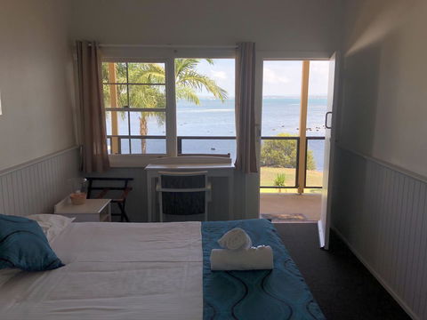 Squid\'s Ink Motel - Gold Coast 4U 15