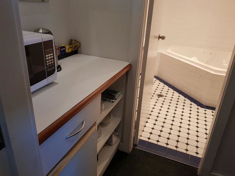 Squid\'s Ink Motel - Gold Coast 4U 8
