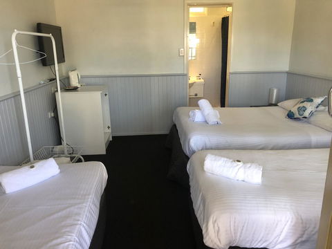 Squid\'s Ink Motel - Gold Coast 4U 30