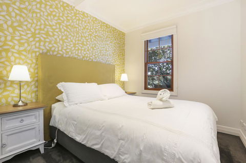 Bellevue Accommodation - Gold Coast 4U 6