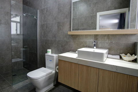 Lakes And Ocean Hotel Forster - Gold Coast 4U 14