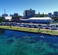 Lakes and Ocean Hotel - Gold Coast 4U