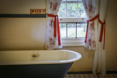 Arcadia - The Barn Cottage & Rosehill Cottage - Accommodation Gold Coast 18