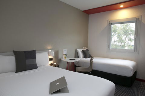 Ibis Sydney Airport - 1 Gold Coast 6