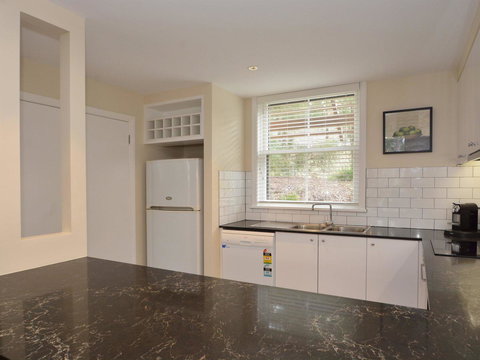 Villa De Saran Located Within Cypress Lakes - 1 Gold Coast 2