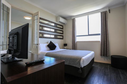 Little Coogee Hotel - Accommodation Gold Coast 9