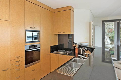 STUNNING MANLY VIEWS - Gold Coast 4U 11