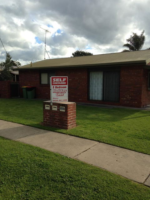 7 Melbourne Street - Accommodation Gold Coast 0
