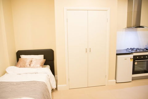 T&M HOUSE - Accommodation Gold Coast 25