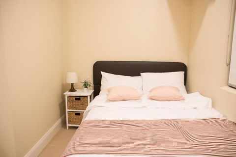 T&M HOUSE - Accommodation Gold Coast 24