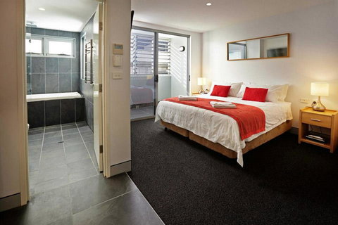 Crown On Darby Newcastle - Accommodation Gold Coast 24