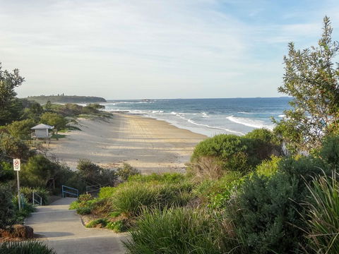 Coastal Horizons Beach House - Gold Coast 4U 19