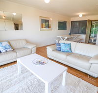 Coastal Horizons Beach House - Gold Coast 4U