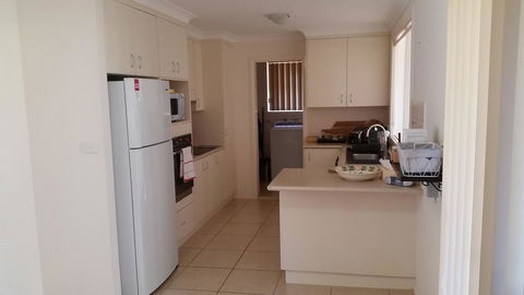 Twin Palms Holiday House At Lighthouse - Gold Coast 4U 6