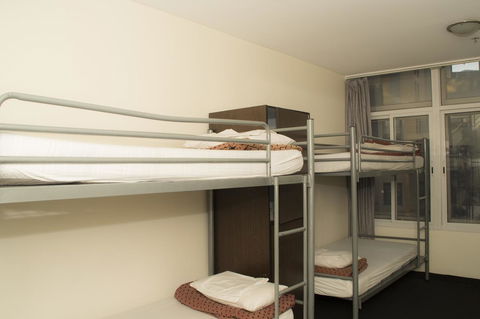 790 On George Backpackers - Gold Coast 4U 1