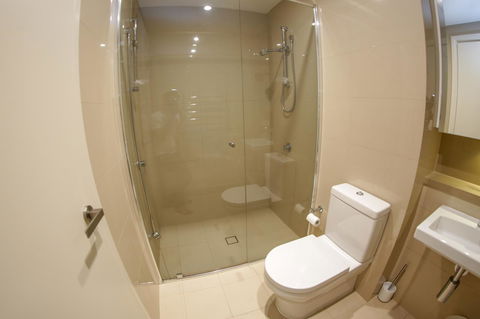 Olympic Park Sunshine 2 Bedrooms Apts With Private Parking - Gold Coast 4U 18