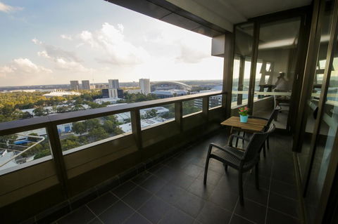 Olympic Park Sunshine 2 Bedrooms Apts With Private Parking - Gold Coast 4U 6