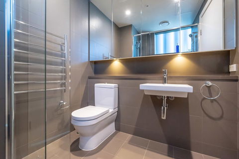 Olympic Park Sunshine 2 Bedrooms Apts With Private Parking - Gold Coast 4U 29