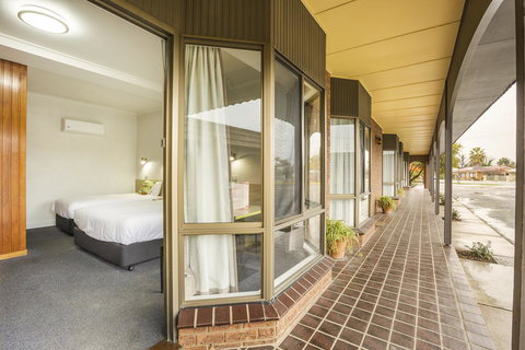 Boomerang Hotel - Accommodation Gold Coast 10