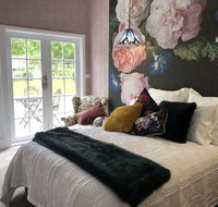Chanticleer Gardens - Gold Coast 4U