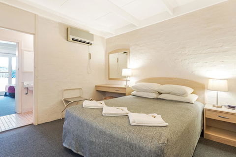 Black Dolphin Resort Motel & Apartments - Accommodation Gold Coast 18