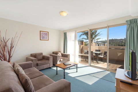 Black Dolphin Resort Motel & Apartments - Accommodation Gold Coast 1