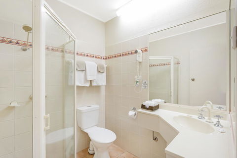 Black Dolphin Resort Motel & Apartments - Accommodation Gold Coast 11