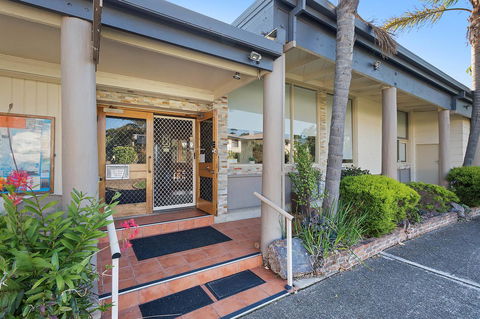 Black Dolphin Resort Motel & Apartments - Accommodation Gold Coast 42