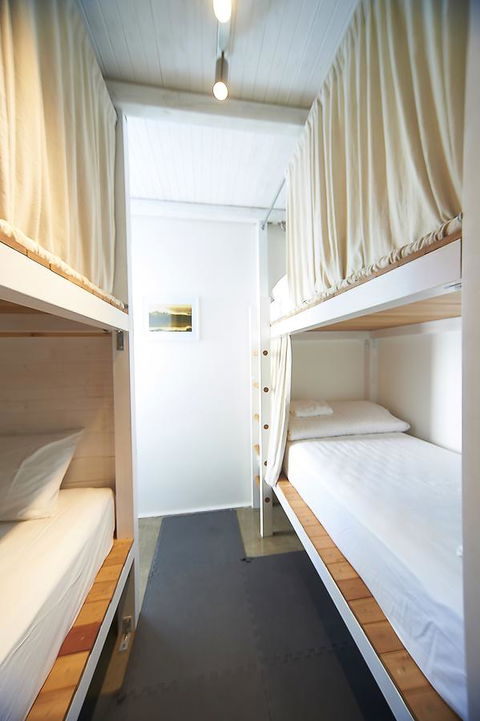 Jet Flamingo - Accommodation Gold Coast 11