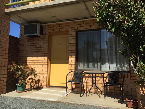 Deniliquin Motel - 1 Gold Coast 1