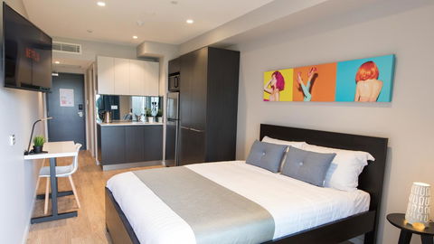 Studio 8 Residences - Adults Only - Gold Coast 4U 1