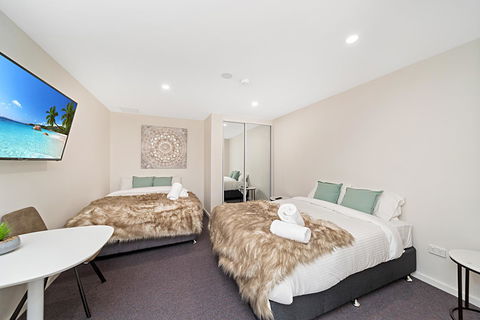 Carlton Suites - Gold Coast 4U 4