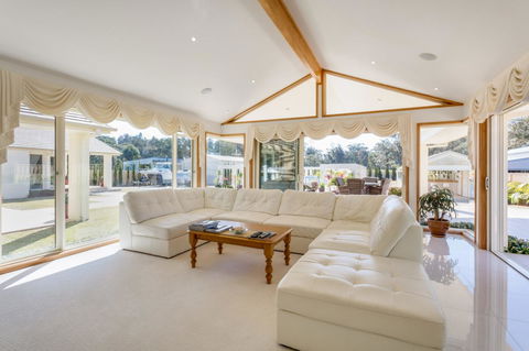 One Mile Mansion - Private Coastal Retreat FREE FAMILY ADVENTURE PASS - Gold Coast 4U 11