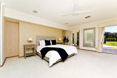 One Mile Mansion - Private Coastal Retreat FREE FAMILY ADVENTURE PASS - Gold Coast 4U 7