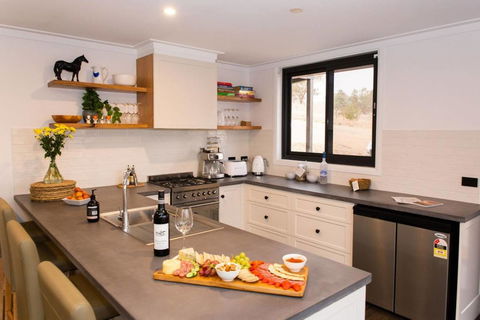 Belisi Farmstay Cottage - Accommodation Gold Coast 4