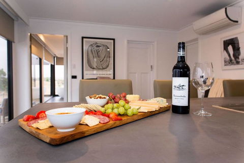 Belisi Farmstay Cottage - Accommodation Gold Coast 8