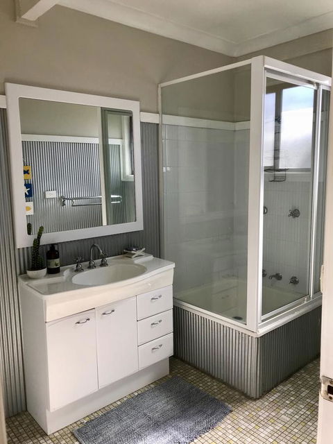 Lakeview Cottage - Gold Coast 4U 9