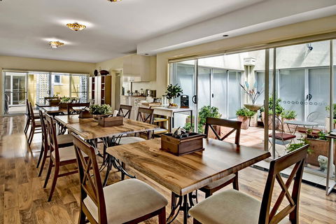 Bundanoon Lodge - Gold Coast 4U 30