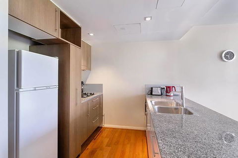 Wyndel Apartments North Sydney - Harbour Watch - Accommodation Gold Coast 10