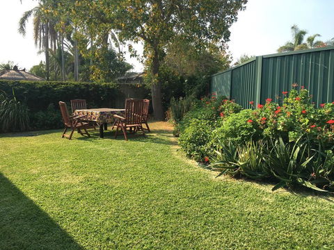 Sydney Amazing Holiday Home Bridal BnB - Gold Coast 4U 13