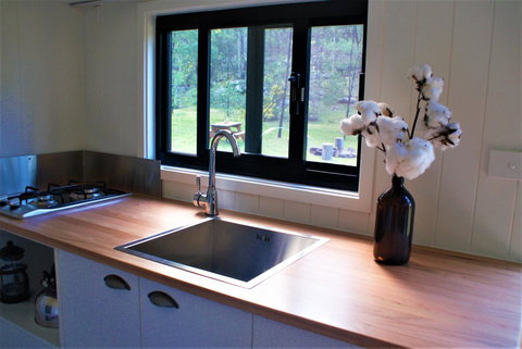 Christopher Tiny House - Accommodation Gold Coast 8