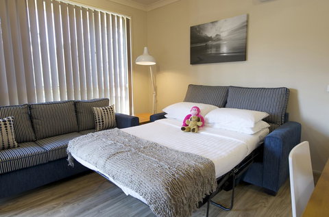 Marty's @ Little Beach - Accommodation Gold Coast 16