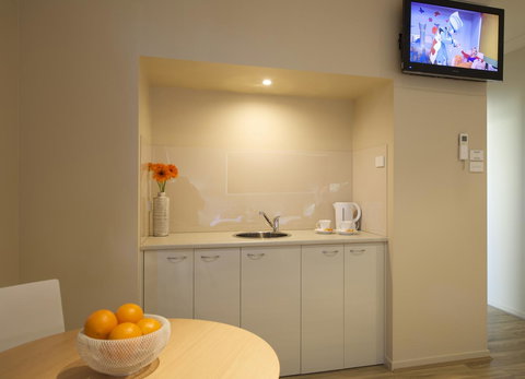 Marty's @ Little Beach - Accommodation Gold Coast 22