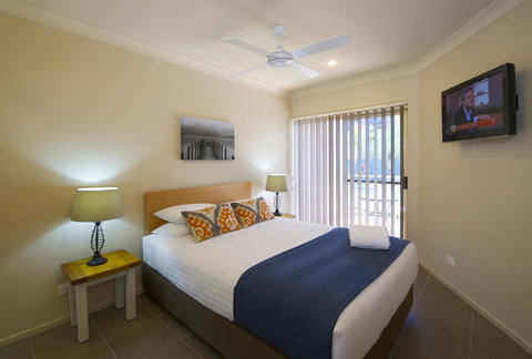 Marty's @ Little Beach - Accommodation Gold Coast 13