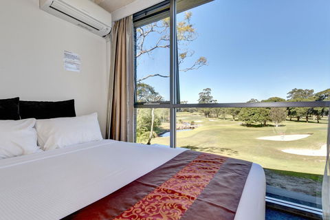 The Select Inn Ryde - Gold Coast 4U 6