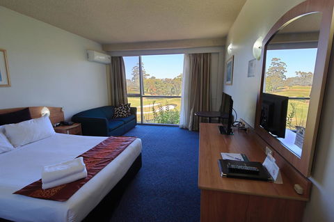 The Select Inn Ryde - Gold Coast 4U 9