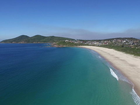 2 Cliff Road - Accommodation Gold Coast 1