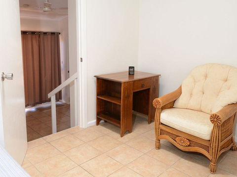 2 Cliff Road - Accommodation Gold Coast 10