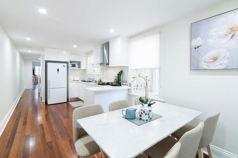 The Rocksberry - Accommodation Gold Coast 18
