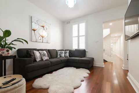 The Rocksberry - Accommodation Gold Coast 4